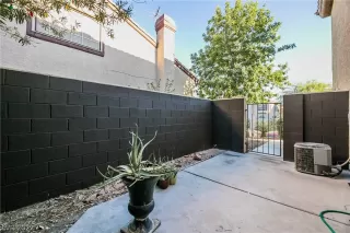 Photo #3: 2429473 Listing 