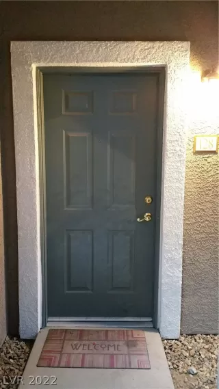 Photo #4: 2429476 Listing 