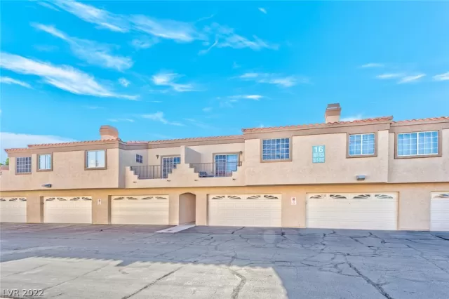 MLS: 2429499 Condo For Sale