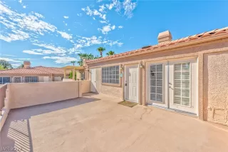 Photo #1: 2429499 Listing 