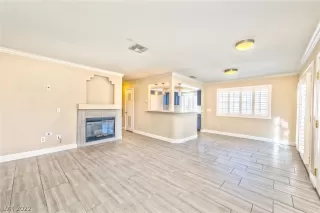 Photo #4: 2429499 Listing 