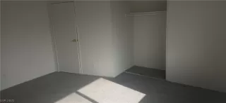 Photo #4: 2429524 Listing