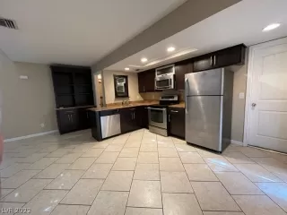 Photo #3: 2429565 Listing 