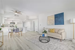 Photo #5: 2429606 Listing 