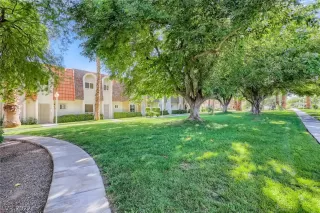 Photo #2: 2429665 Listing