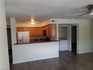 Photo #2: 2429748 Listing