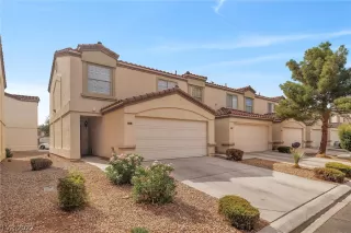 Photo #4: 2429788 Listing