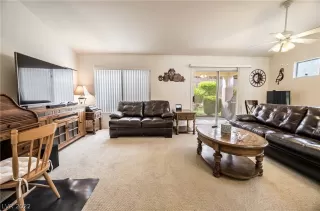 Photo #5: 2429821 Listing