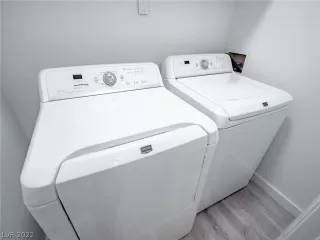 Photo #2: 2429888 Listing 