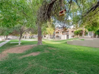 Photo #4: 2429888 Listing 