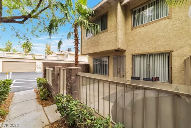 MLS: 2429925 Condo For Sale