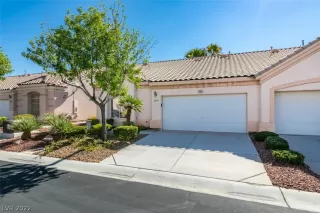 Photo #1: 2429977 Listing 