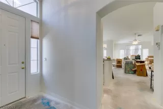 Photo #3: 2429977 Listing 