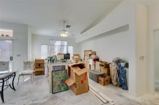 Photo #4: 2429977 Listing 