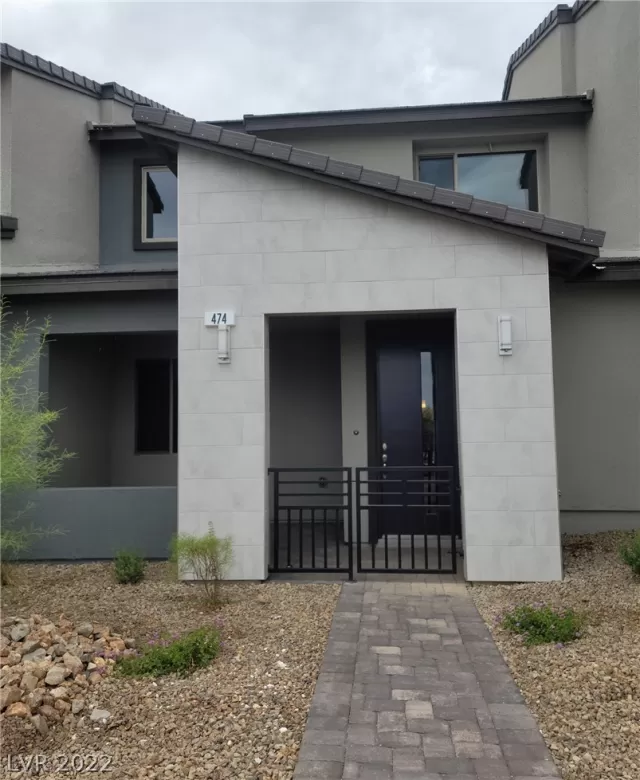 MLS: 2429982 Condo For Sale