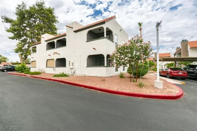 MLS: 2429993 Condo For Sale