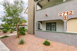 Photo #2: 2429993 Listing 