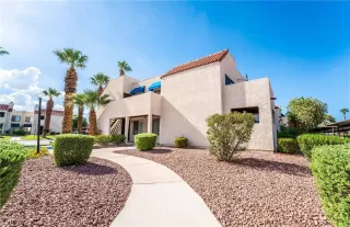 Photo #1: 2429995 Listing