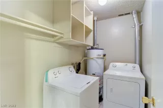 Photo #5: 2430044 Listing 