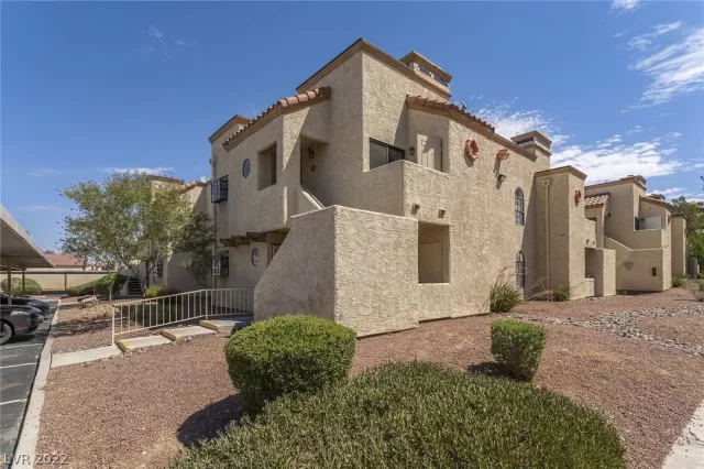 MLS: 2430060 Condo For Sale