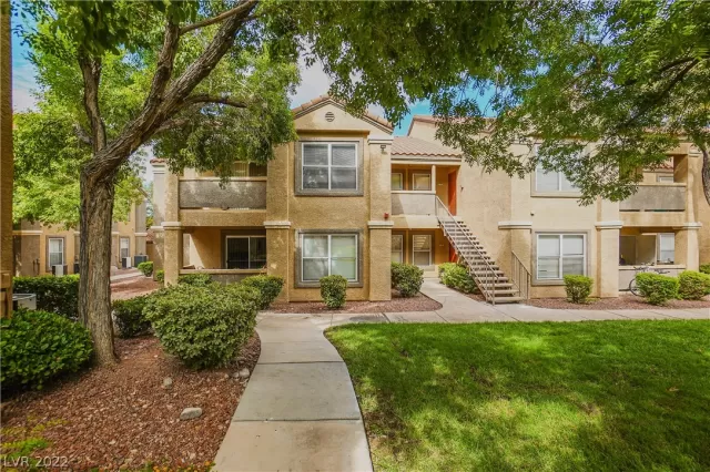 MLS: 2430089 Condo For Sale