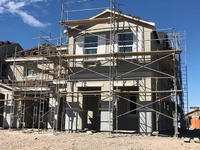 MLS: 2430110 Condo For Sale