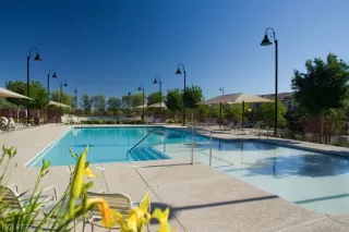 Photo #6: 2430110 Listing