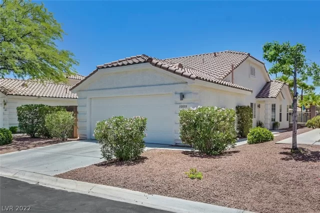 MLS: 2430158 Condo For Sale