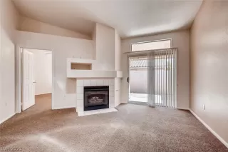 Photo #2: 2430188 Listing 