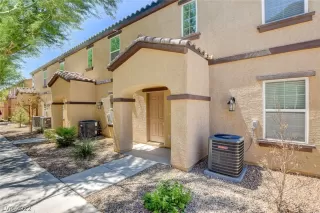 Photo #1: 2430199 Listing 