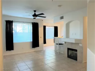 Photo #1: 2430233 Listing 