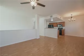 Photo #2: 2430296 Listing 