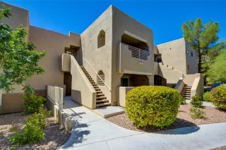 Photo #1: 2430300 Listing