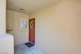 Photo #2: 2430300 Listing