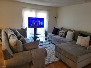 Photo #1: 2430330 Listing