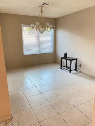 Photo #3: 2430332 Listing 