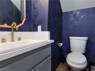 Photo #6: 2430348 Listing