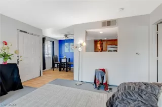 Photo #1: 2430371 Listing