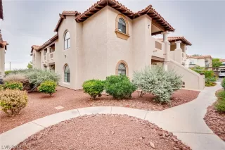 Photo #1: 2430380 Listing 