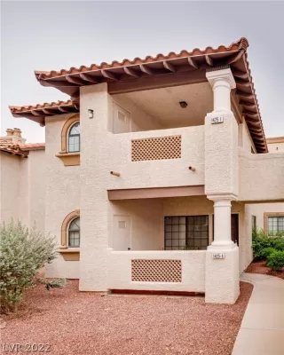 Photo #2: 2430380 Listing 