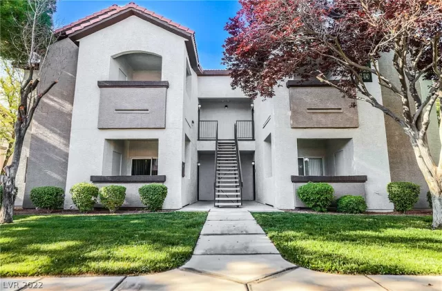 MLS: 2430392 Condo For Sale