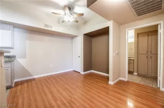 Photo #6: 2430392 Listing 