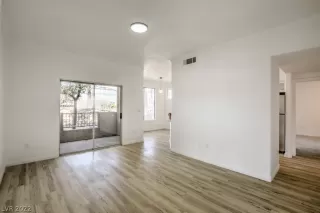 Photo #2: 2430396 Listing