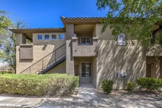 Photo #5: 2430396 Listing