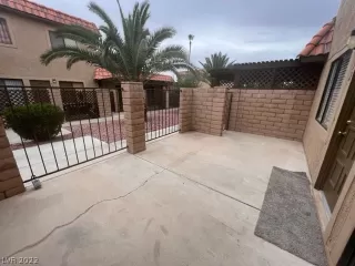 Photo #3: 2430432 Listing