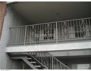 Photo #1: 2430534 Listing 