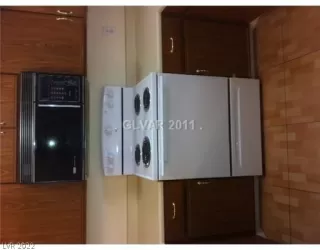 Photo #6: 2430534 Listing 