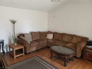 Photo #2: 2430548 Listing