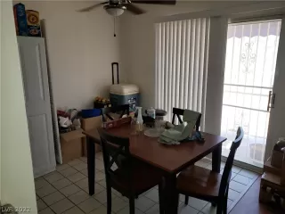 Photo #6: 2430548 Listing