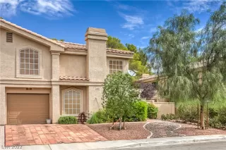 Photo #1: 2430695 Listing